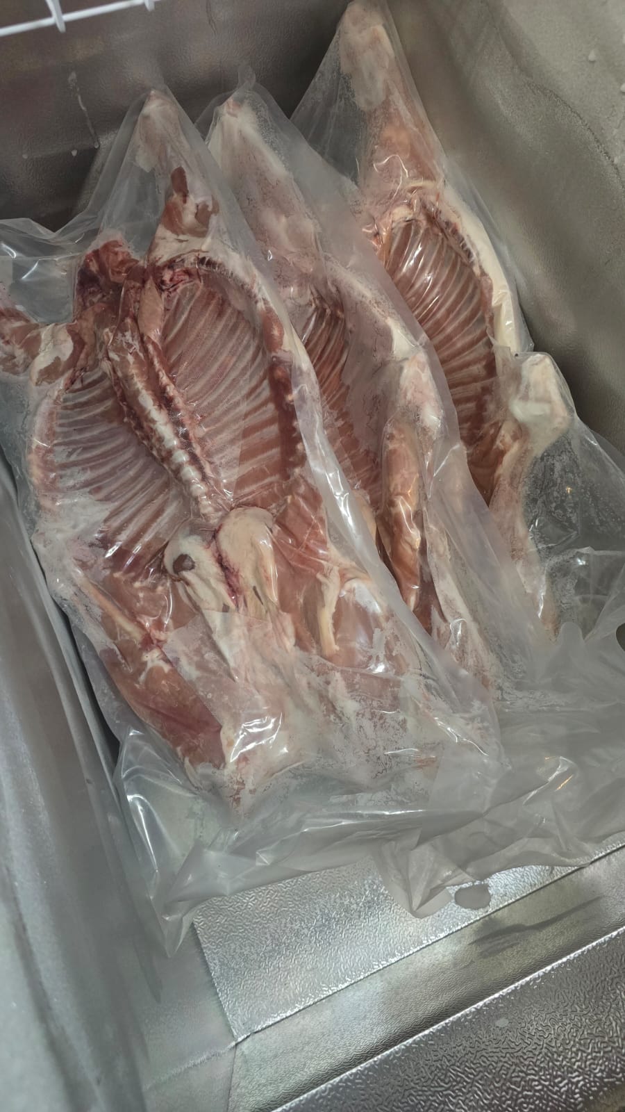 Cabrito congelado al vacio